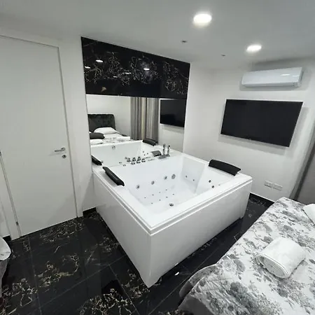 Valentino Luxury Apartmán Neapol