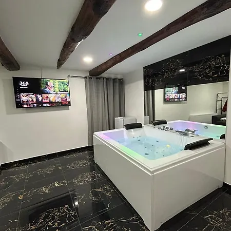 Apartament Valentino Luxury *