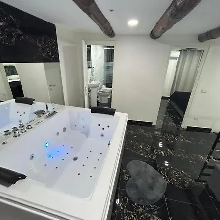 Valentino Luxury Apartmán Neapol