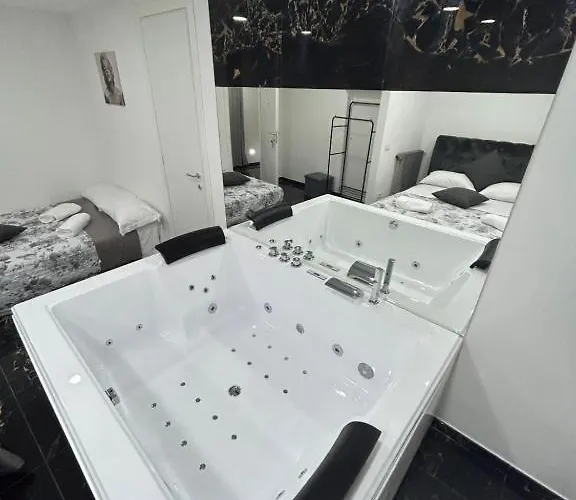 Valentino Luxury Appartamento Napoli