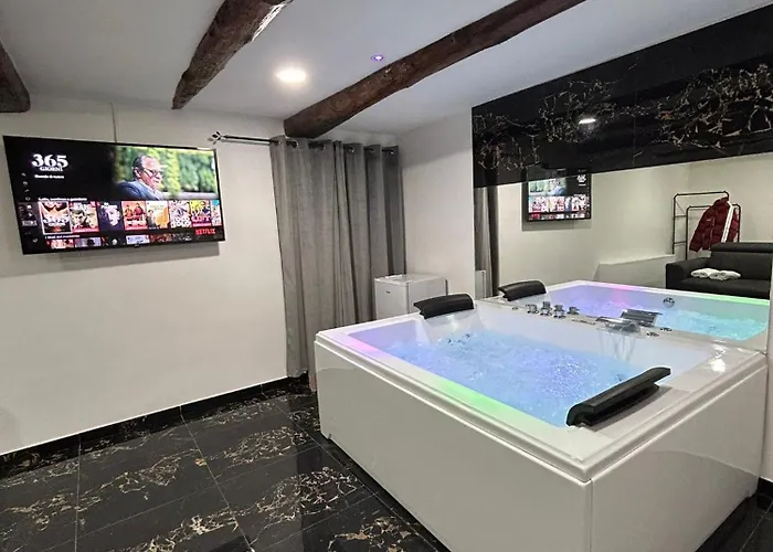 Valentino Luxury Napoli