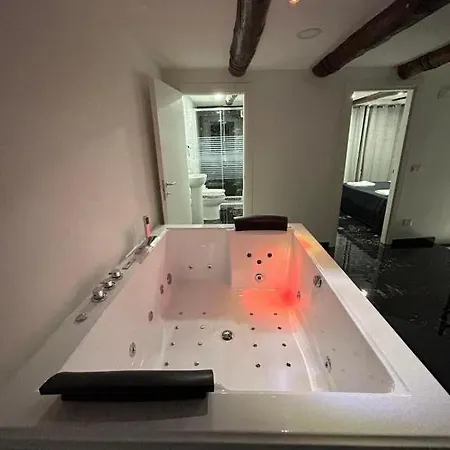 Valentino Luxury * Neapel