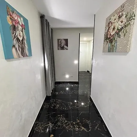 Valentino Luxury * Neapel