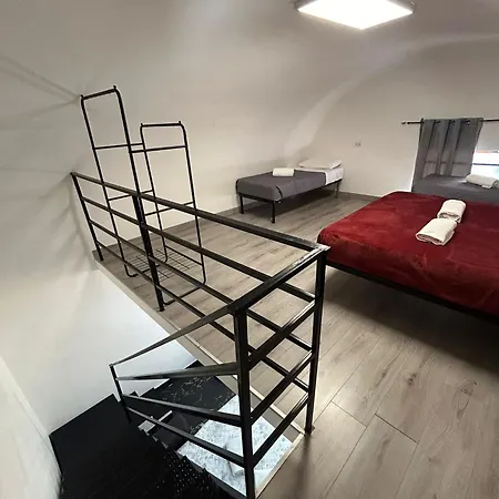 Valentino Luxury Apartment Neapel